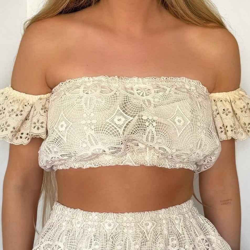 Beige flower top