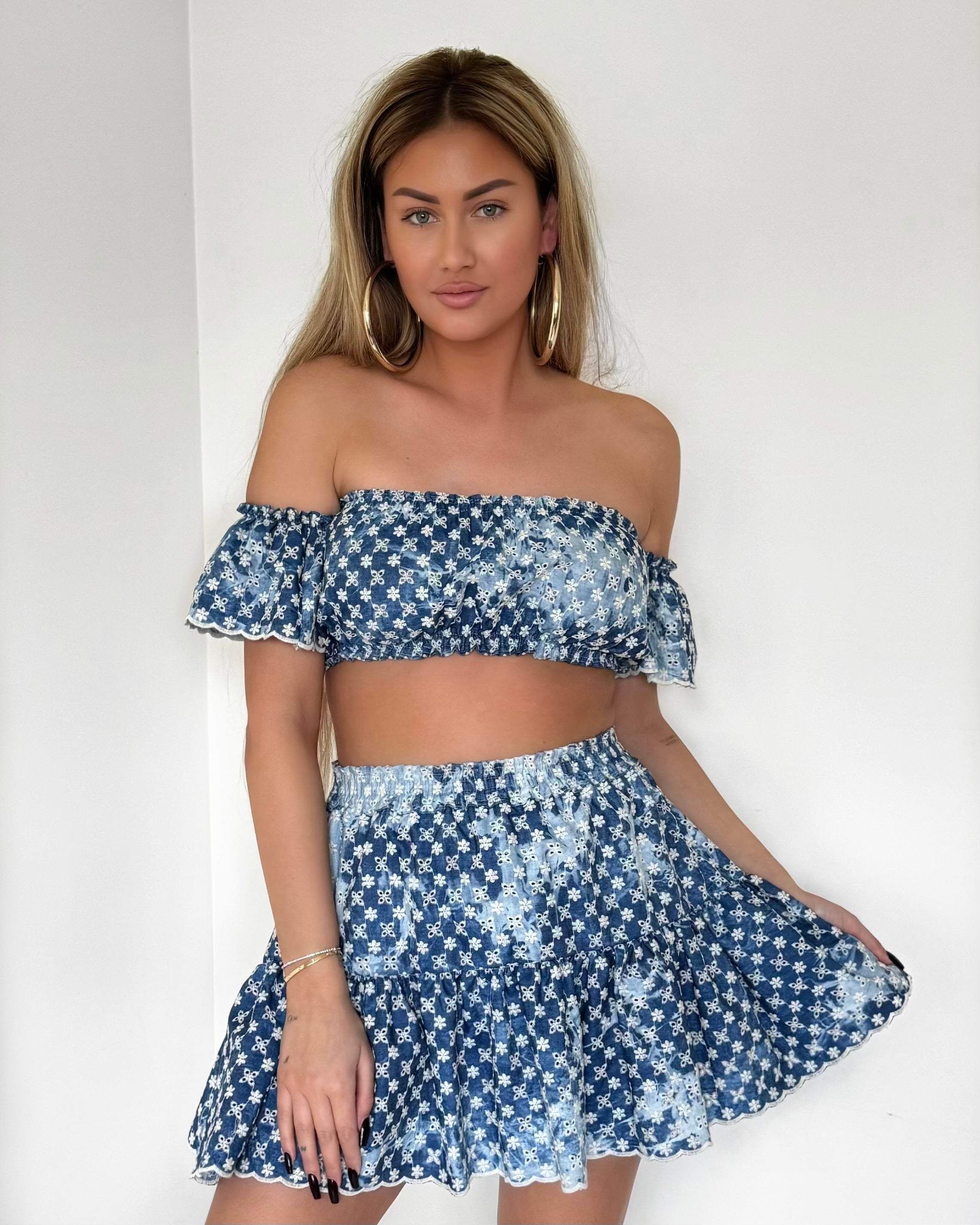 Lacey set